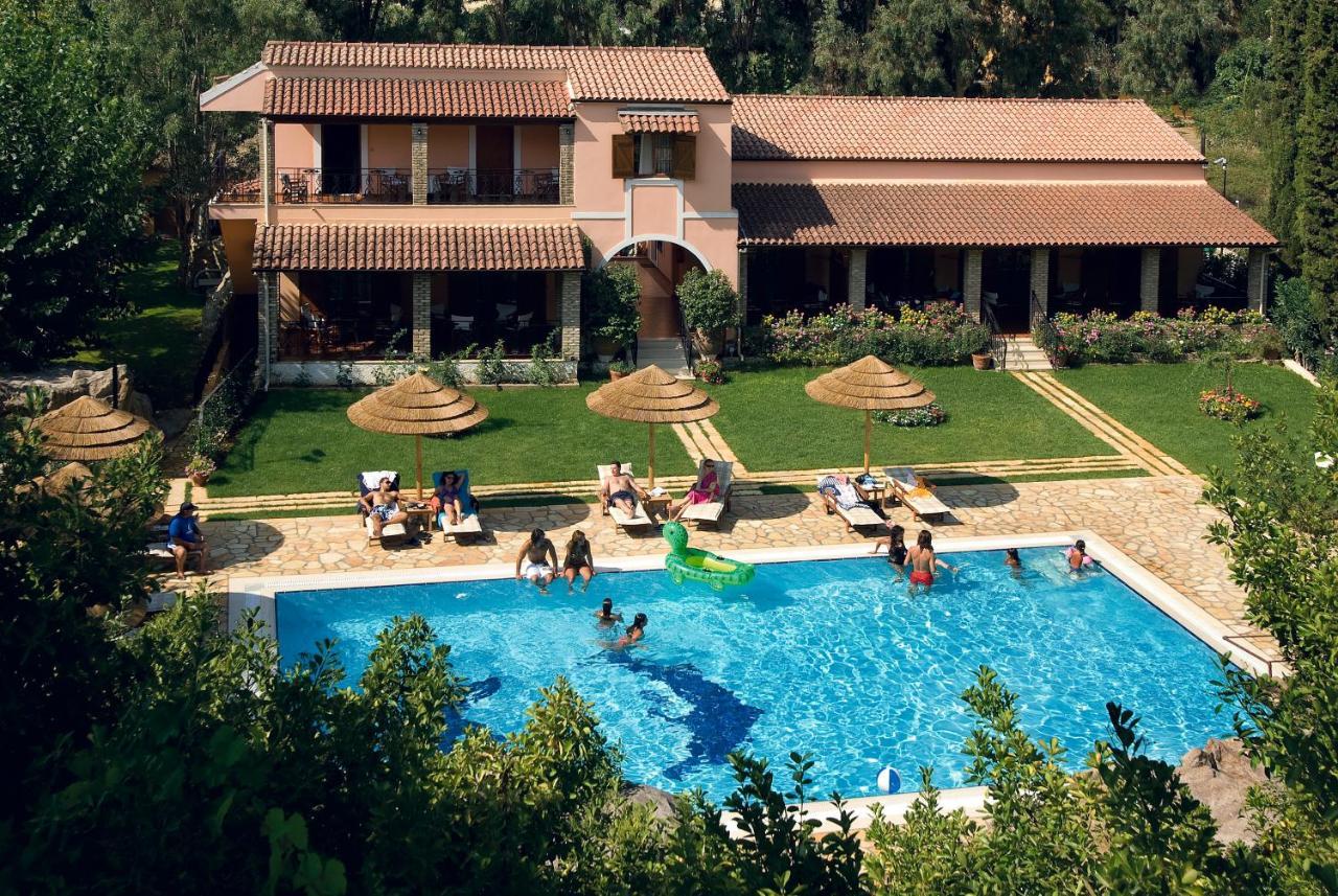 Corfu Club Apartments Gouvia Eksteriør billede